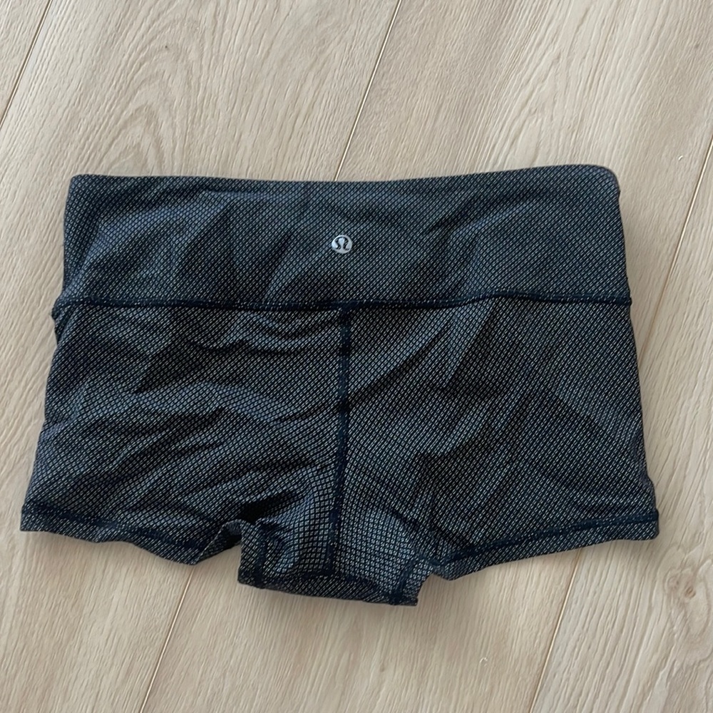 Lululemon boogie shorts